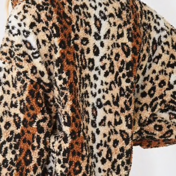 Animal print jacket - Picture 2 of 3